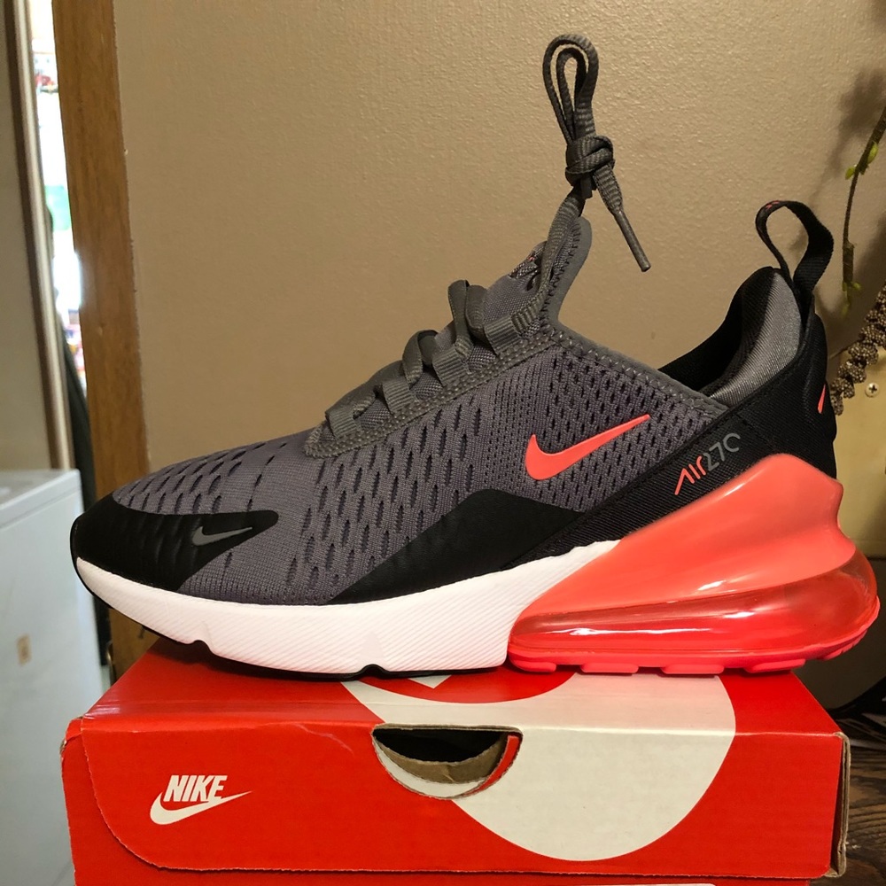 Nike Air Max 270